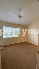 Charming 2-Bed with 2.5 Baths in Lake Worth