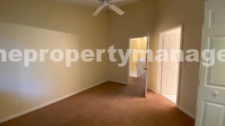 Charming 2-Bed with 2.5 Baths in Lake Worth