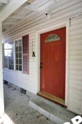 2 bed, 1.5 bath Mill Park charmer in super convenient location!
