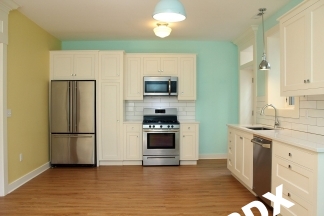 Historic Updated Home in Irvington 2 Bed 1 Ba Queen Anne Victorian