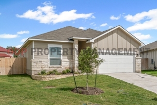 Modern Comfort Meets Style in Hartrick Ranch