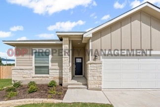 Modern Comfort Meets Style in Hartrick Ranch