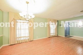 Charming 3-Bedroom Sanctuary on Frenchton Street – Spacious 2085 Sq Ft with 2 Full Baths in San Antonio!