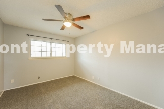 Charming 3-Bedroom Sanctuary on Frenchton Street – Spacious 2085 Sq Ft with 2 Full Baths in San Antonio!