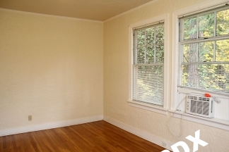 1 Bedroom Apt With Amazing Views in Historic West Hills Building