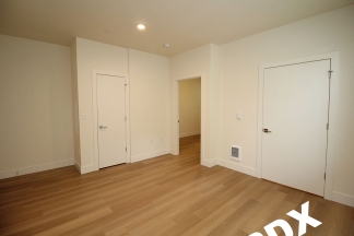 Ground Floor Contemporary 1 Bedroom Apartment - SW Portland