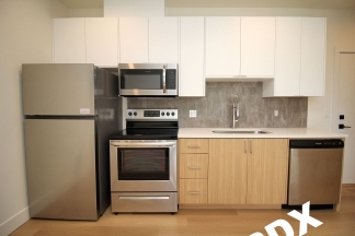 Stylish New Construction 1 Bedroom Apartment - SW Portland