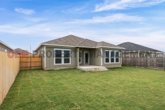 Brand New Home in North Pointe – Belton ISD!
