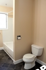 Beautifully Updated Milwaukie 2 Bedroom in Gorgeous 4-Plex