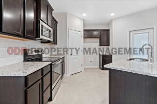 Spacious 4-Bedroom Home – Troy ISD!