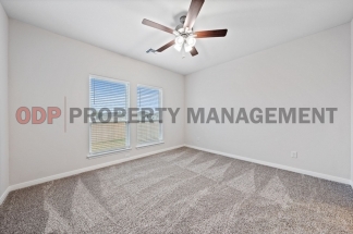 Spacious 4-Bedroom Home – Troy ISD!