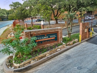Charming 1-Bedroom Condo in Spyglass Hill – Near San Antonio Medical Center