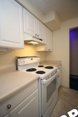 Cute and Ideal 3 Bedroom Ranch Style House on Corner Lot in NoPo