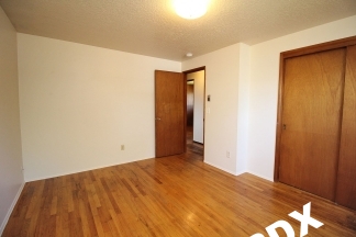 Cute and Ideal 3 Bedroom Ranch Style House on Corner Lot in NoPo