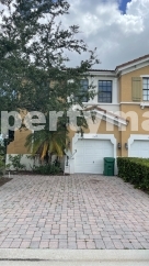 Charming 3-Bed Home with Spacious Living at 1717 SW Umbria St, Port Saint Lucie!