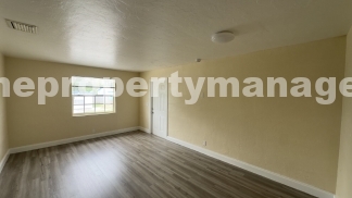 2-Bedroom in Riviera Beach – Perfect for Comfortable Living!