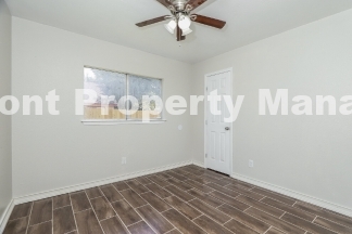 4-Bed Oasis in San Antonio with 2 Full Baths – Perfect for Family Living!