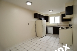 Freshly Updated Crestwood Neighborhood 2 Bedroom at The Crossroads