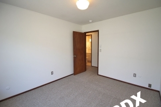 2 Bed/1 Bath with Garage In Gorgeous N. Tabor Courtyard 4-Plex