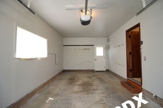 2 Bed/1 Bath with Garage In Gorgeous N. Tabor Courtyard 4-Plex