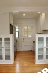 Gorgeous Remodeled Belmont 1 Bedroom with Garage!