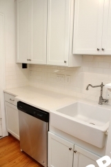 Gorgeous Remodeled Belmont 1 Bedroom with Garage!