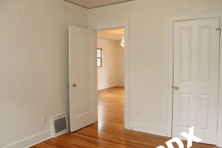 Gorgeous Remodeled Belmont 1 Bedroom with Garage!