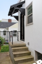 Gorgeous Remodeled Belmont 1 Bedroom with Garage!