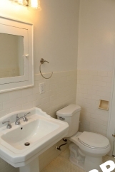 Gorgeous Remodeled Belmont 1 Bedroom with Garage!