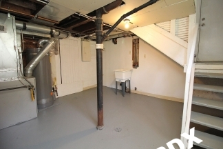 Charming, Updated 3 Bed/1 Bath Home at the Base of Mt. Tabor