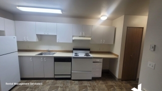 Sweet 1 Bedroom Apartment at Ascot Firs located near MAX
