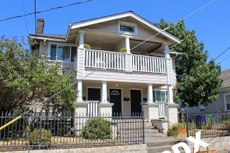 Spacious 1 Bedroom Basement Apartment in Prime Alberta Arts!