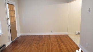 Charming Vintage Irvington Apartment in Brick Courtyard Complex