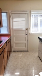 Charming Vintage Irvington Apartment in Brick Courtyard Complex