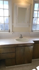 Charming Vintage Irvington Apartment in Brick Courtyard Complex