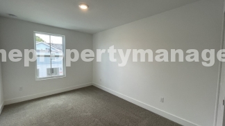 Charming 3-Bed with 2 Baths in Stuart