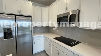 Charming 3-Bed with 2 Baths in Stuart