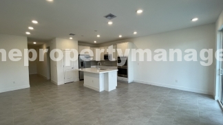 Charming 3-Bed with 2 Baths in Stuart
