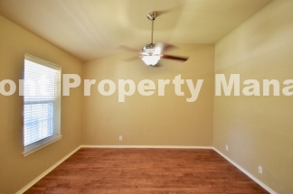 Beautiful 3 bedroom in NE San Antonio!