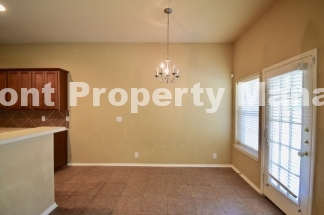 Beautiful 3 bedroom in NE San Antonio!