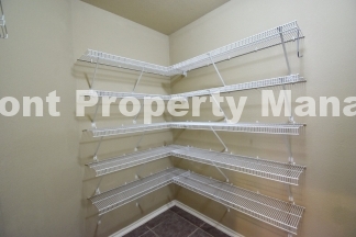 Beautiful 3 bedroom in NE San Antonio!