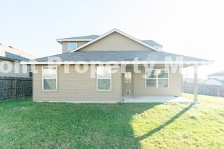 Gorgeous 4 Bedroom 2 & Half Bath Home in the Solana Ridge Community!