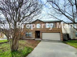 Beautiful 4 Bedroom 2.5 Bath Home in the Venture Community!