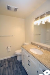 Freshly Updated Crestwood Neighborhood 2 Bedroom at The Crossroads