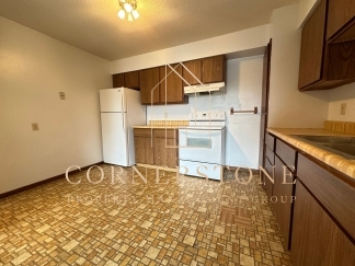 Well Kept 2 bedroom apartment $650