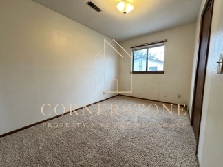 Well Kept 2 bedroom apartment $650