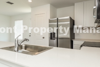 Charming 3-Bed Oasis at 3206 Gingham Point – Spacious 1260 Sq Ft with 2 Full Baths in Converse, TX!