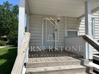 1 bedroom main floor apartment $600
