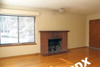 Lovely 1 Bedroom Apartment with Fireplace in Ideal NW PDX Location