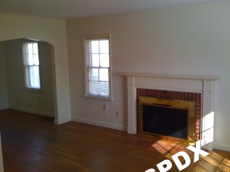 Darling 2 Bedroom House near University of Portland